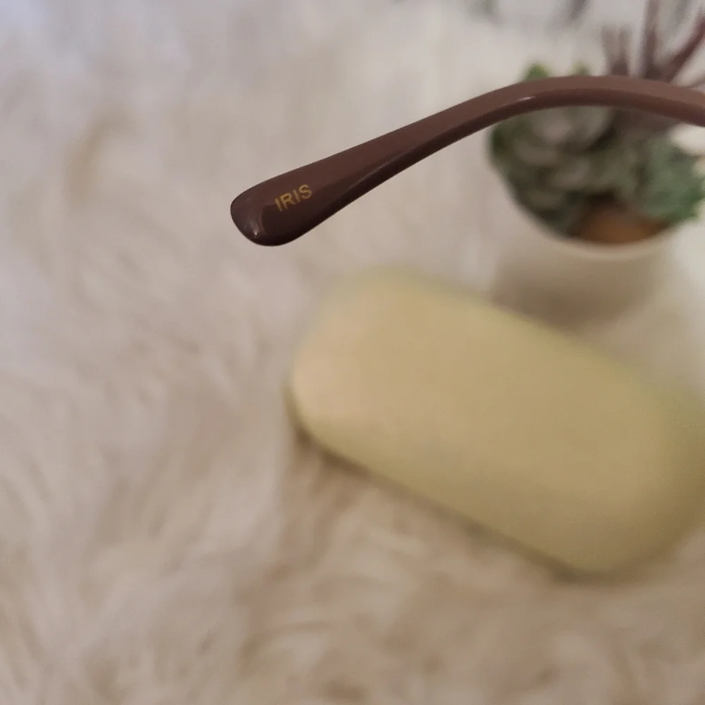 Judith Leiber Iris Sunglasses - Picture 8 of 9